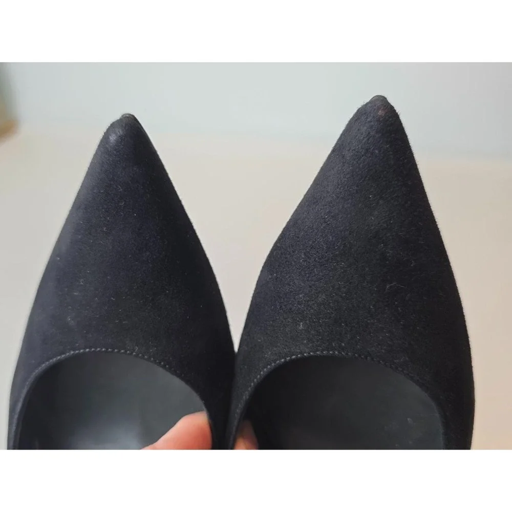 Stuart Weitzman this item